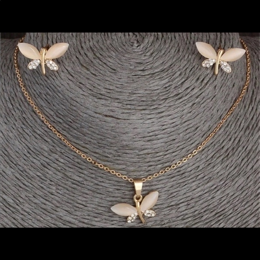 JEWELRY 2 SETS AVAILABLE